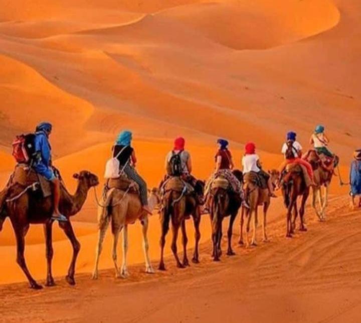 Merzouga Top Luxury Camp Ngoại thất bức ảnh